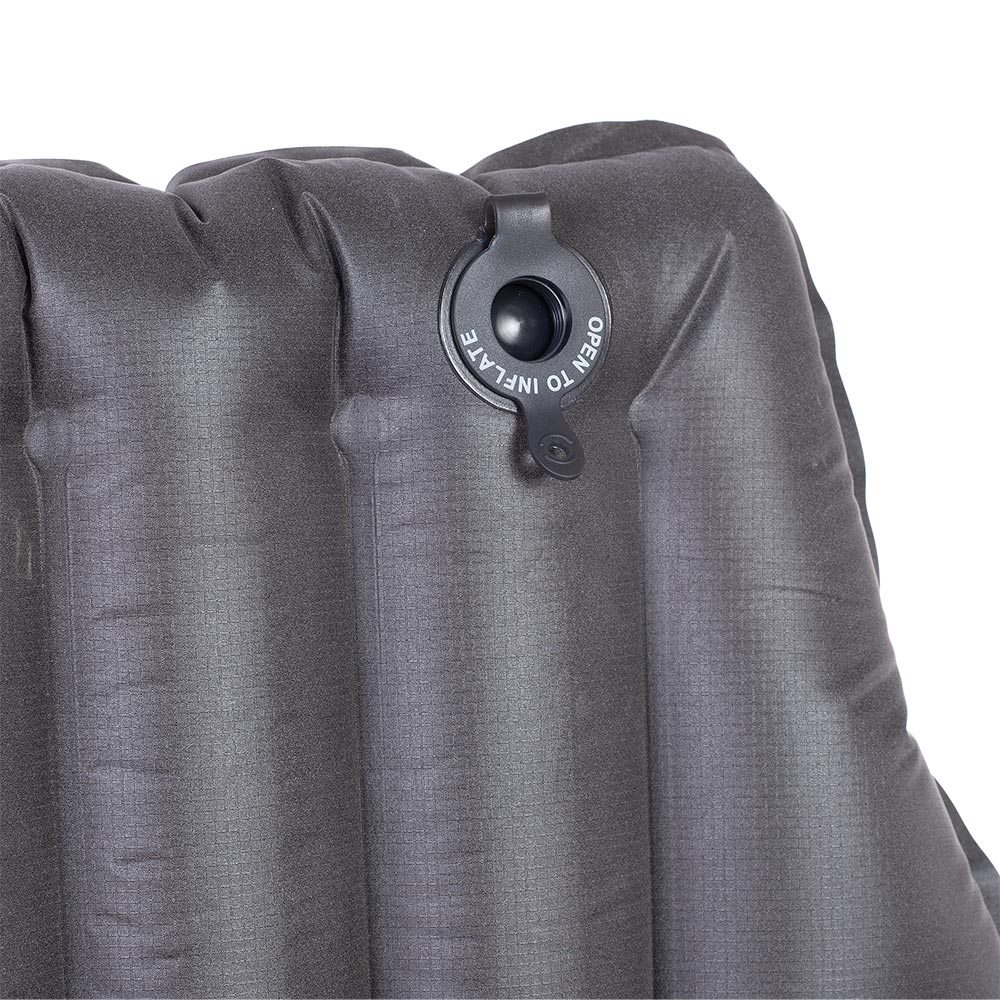 Close-up of the closed Aorta valve on the Peregrine Aerie UL insulated air pad