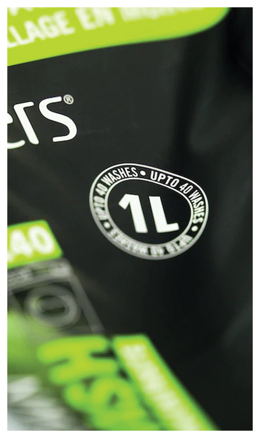 Close-up of the 1 liter capacity marking on the Grangers Performance Wash pouch