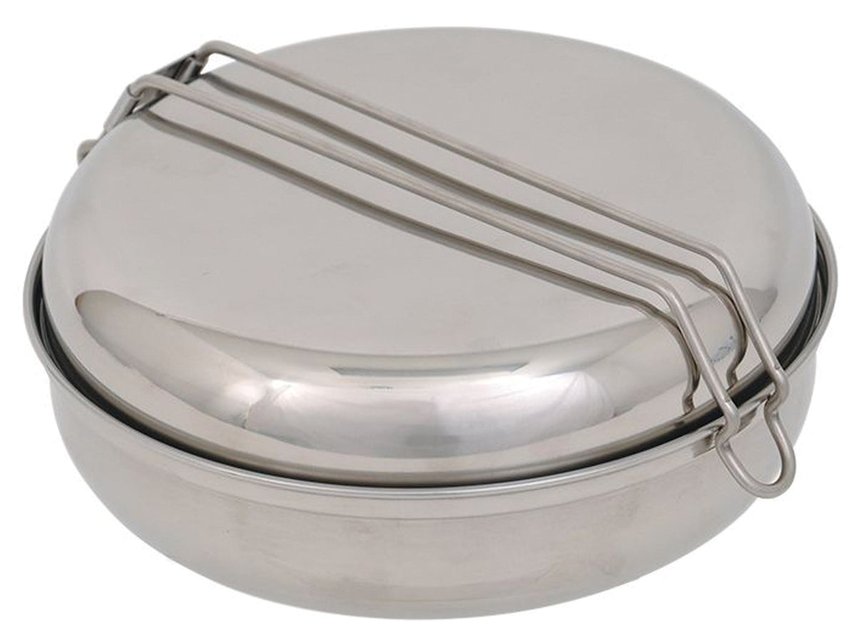 Packed clamshell cookware in the Olicamp Deluxe 9-piece mess kit