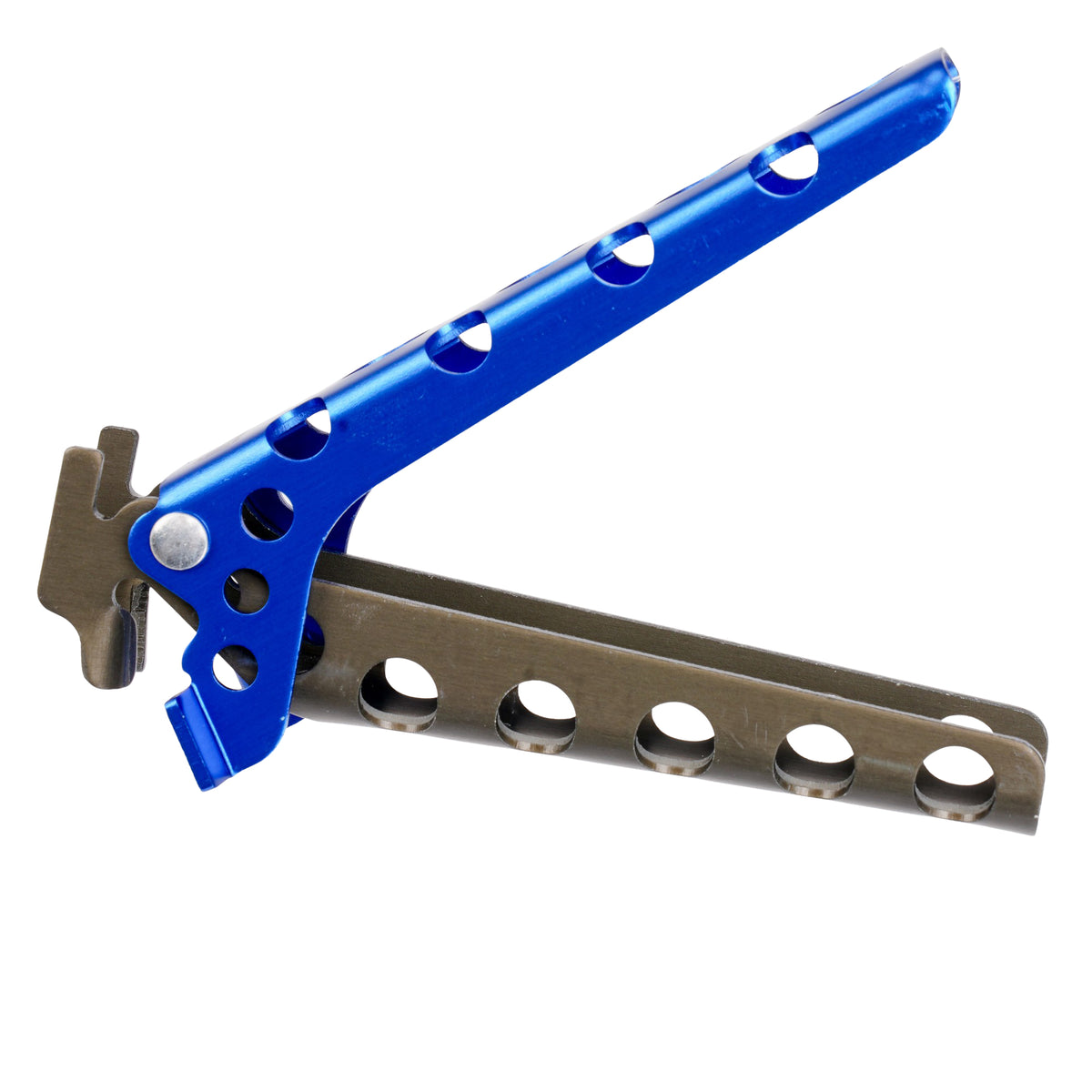 Olicamp blue pot lifter open to show gripping jaws