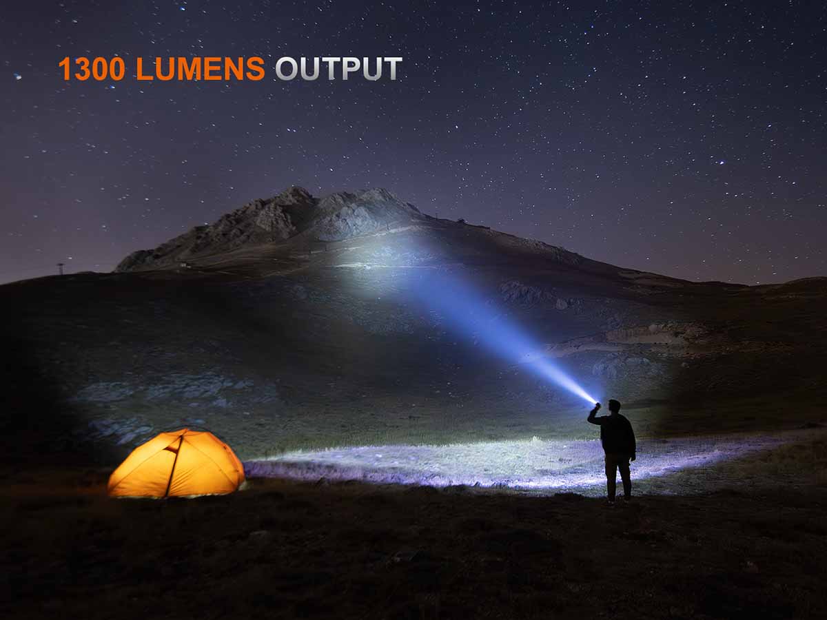 Fenix PD26R ACE — 1300-lumen outdoor beam example